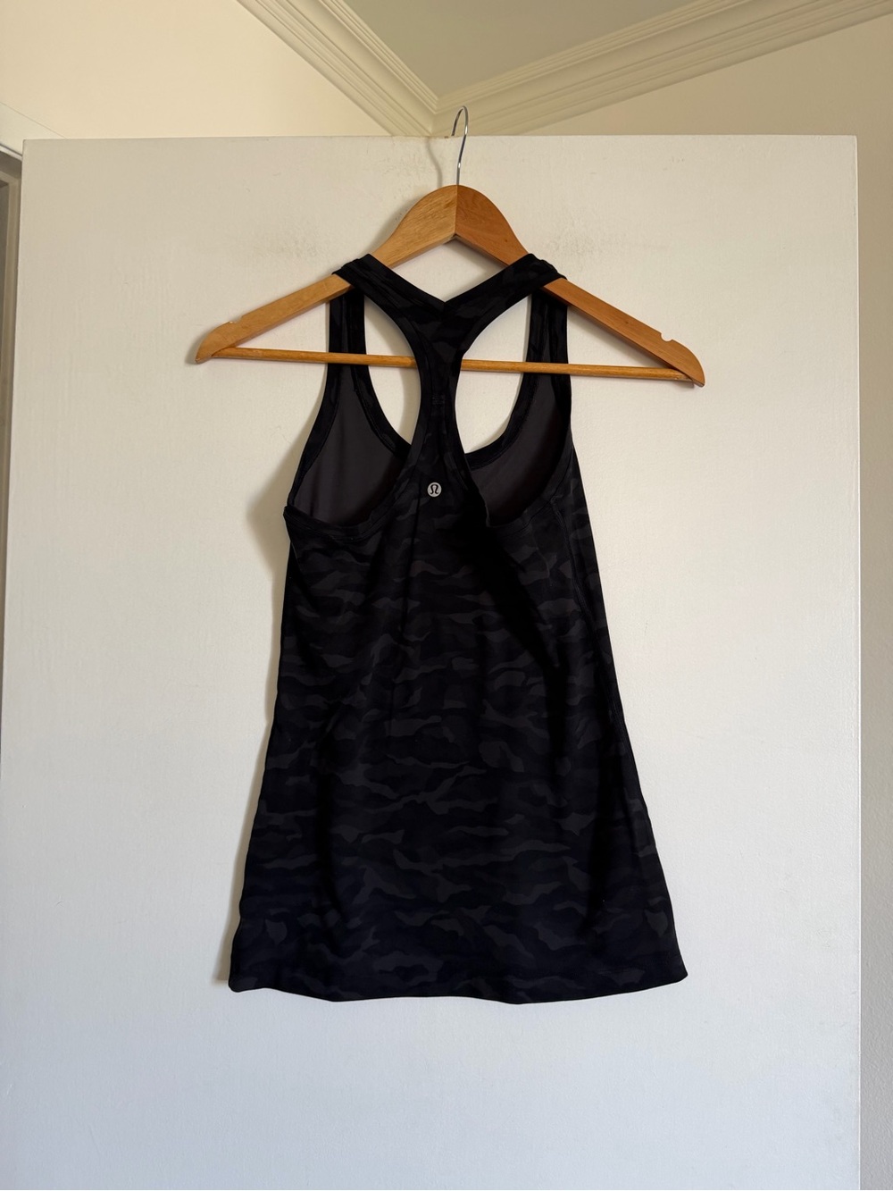 Lululemon Athletica Sequoia Camo Print Deep Coal Black Cool Racerback II Tank - Picture 8 of 10